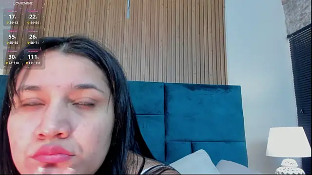 Kareena chopra online show from 06-16-26, 12:19