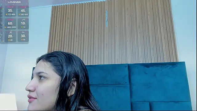 Kareena chopra online show from 06-19-26, 12:31