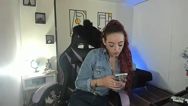 kay marie online show from 10-11-25, 07:12