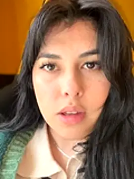 Alyaa s online show from 10-25-25, 09:42