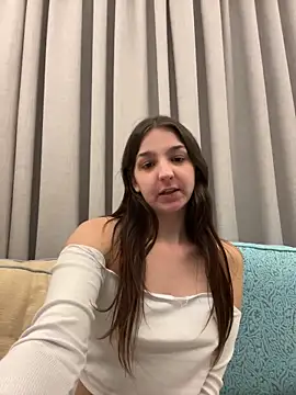 DoriDeluxe66 online show from 01-13-25, 01:39
