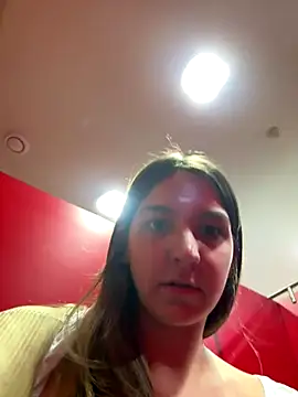 Snapshot of DoriDeluxe66 chatting on 10-01-25, 09:26 DoriDeluxe66 online show from 10-01-25, 09:26