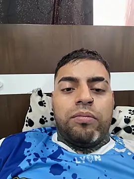 alejo10y7 online show from 04-06-26, 12:50