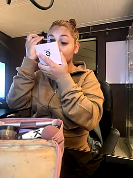 Emiily W online show from 01-07-26, 10:18