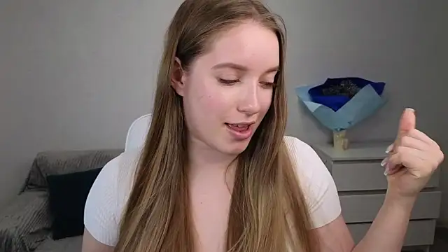 EvaMaddison online show from 01-11-25, 09:57