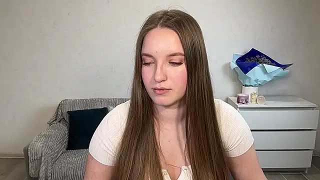 EvaMaddison online show from 02-09-26, 06:01