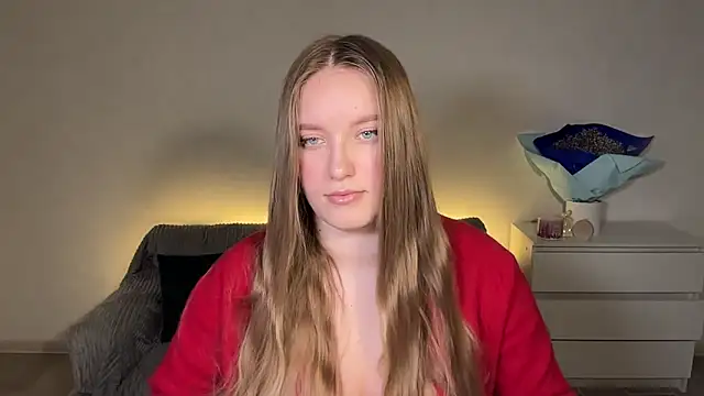 Snapshot of EvaMaddison chatting on 03-06-26, 05:53 EvaMaddison online show from 03-06-26, 05:53