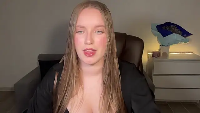 EvaMaddison online show from 06-22-26, 08:39