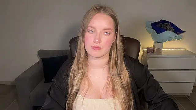 EvaMaddison online show from 06-24-26, 07:46