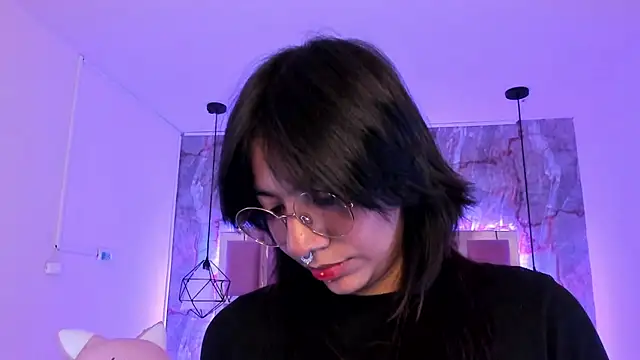 Snapshot of Nami_usagi chatting on 12-24-24, 03:16 Nami usagi online show from 12-24-24, 03:16