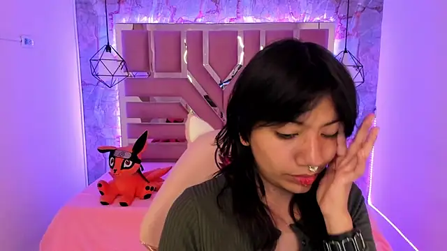 Snapshot of Nami_usagi chatting on 01-11-25, 12:07 Nami usagi online show from 01-11-25, 12:07