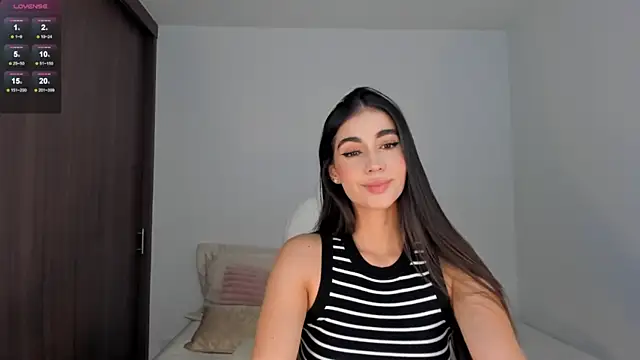 RebeccaBaxter online show from 12-04-24, 02:20