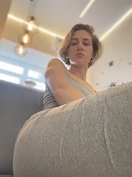 Feral berry 8133 online show from 12-19-24, 11:50