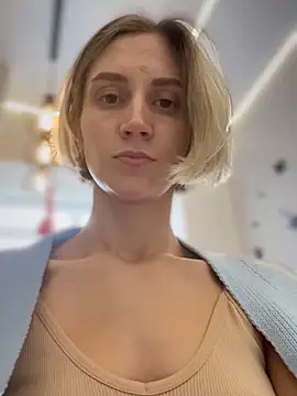 Feral berry 8133 online show from 01-04-25, 08:17