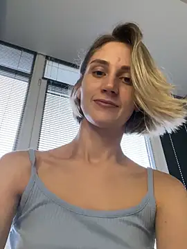 Feral berry 8133 online show from 02-02-25, 12:24