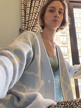 Feral berry 8133 online show from 02-03-25, 12:25