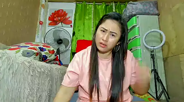 M e c e l online show from 12-17-24, 04:43