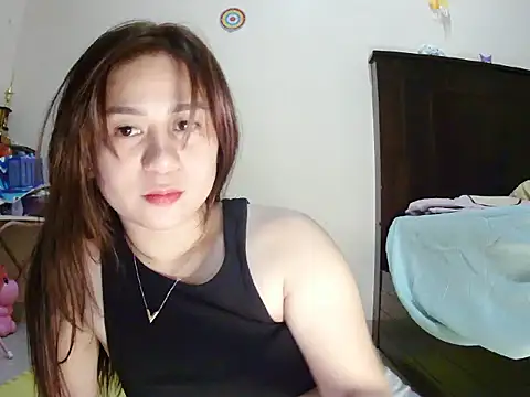 Mia 2022 online show from 12-29-24, 08:44