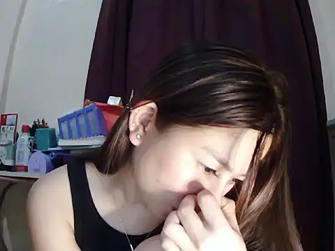 Mia 2022 online show from 12-29-24, 04:51