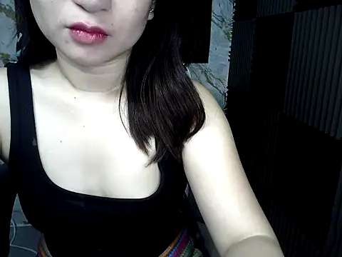 Snapshot of Mia_2022 chatting on 03-07-26, 07:05 Mia 2022 online show from 03-07-26, 07:05