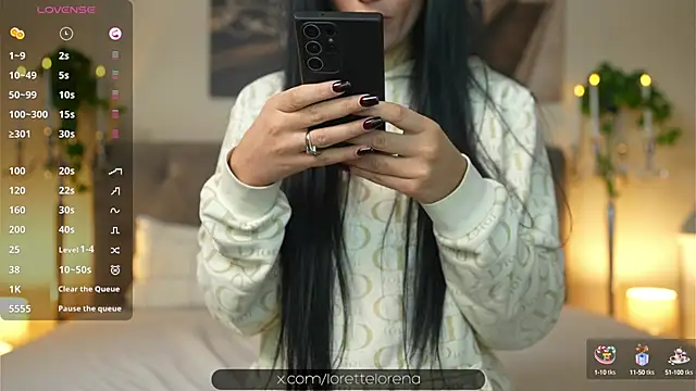 Lorettelorena online show from 12-16-24, 08:05