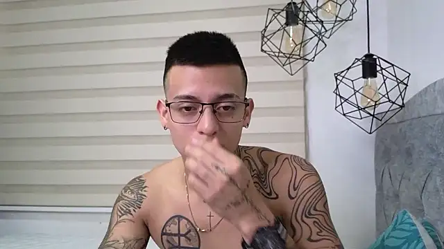 SIXXTOLOVE18 online show from 03-27-26, 08:26