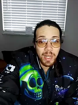 Snapshot of lucasgalacticman chatting on 02-24-25, 05:09 lucasgalacticman online show from 02-24-25, 05:09