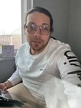 Snapshot of lucasgalacticman chatting on 03-16-25, 06:01 lucasgalacticman online show from 03-16-25, 06:01