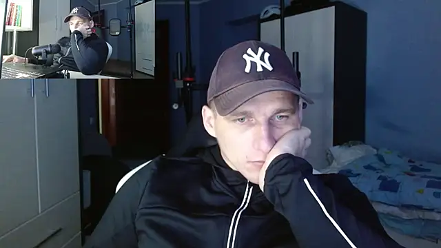 PoliglotJoe online show from 10-12-25, 02:38