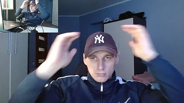 PoliglotJoe online show from 10-20-25, 01:11