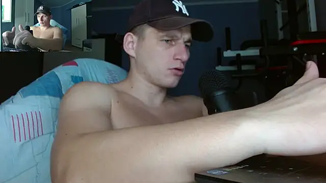 PoliglotJoe online show from 10-28-25, 03:54