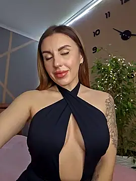 Kalli Fornia online show from 12-10-24, 08:19