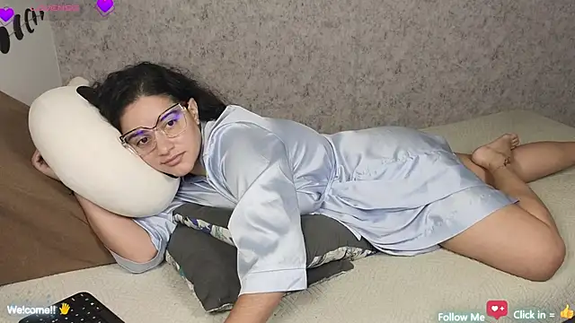 blue  moon  online show from 01-30-25, 06:03