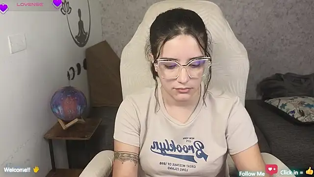 blue  moon  online show from 02-17-25, 10:29