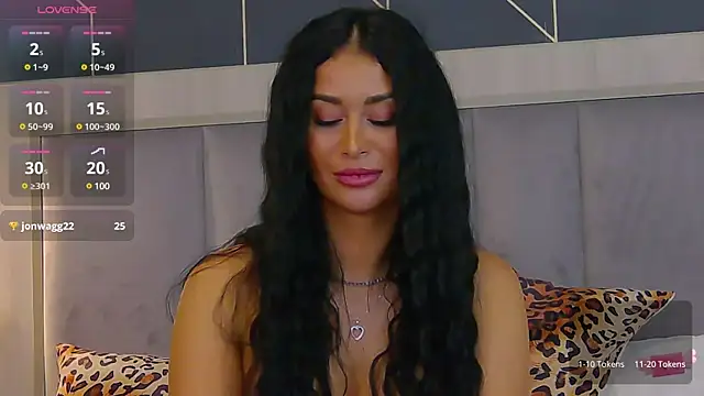 EmyLaveau online show from 01-15-25, 09:13