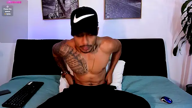 Snapshot of Sweet_Alessandre chatting on 12-30-24, 07:32 Sweet Alessandre online show from 12-30-24, 07:32