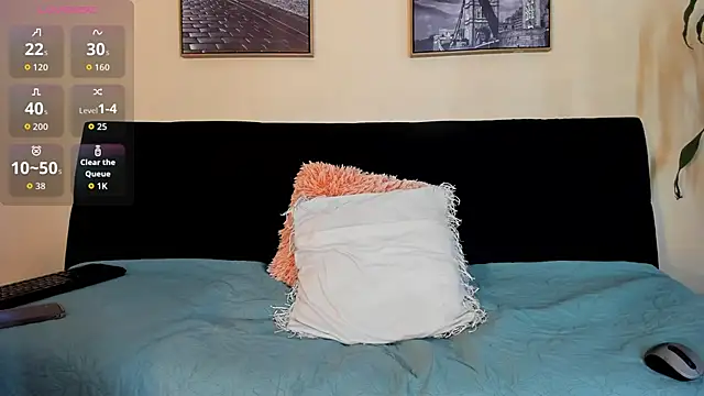 Snapshot of Sweet_Alessandre chatting on 09-30-25, 07:19 Sweet Alessandre online show from 09-30-25, 07:19