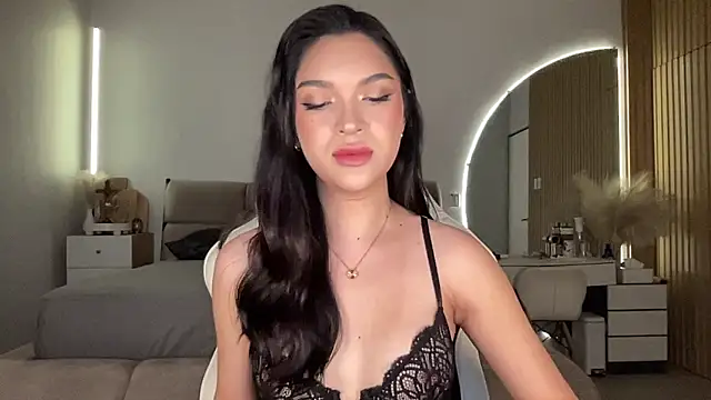 Snapshot of Rogueblaze chatting on 10-03-25, 12:02 Rogueblaze online show from 10-03-25, 12:02