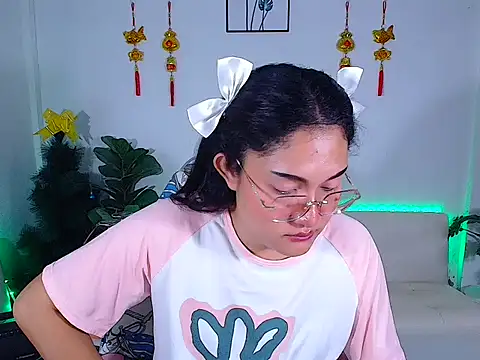 Snapshot of plysaithailand chatting on 05-06-26, 01:03 plysaithailand online show from 05-06-26, 01:03