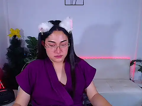 Snapshot of plysaithailand chatting on 05-07-26, 01:55 plysaithailand online show from 05-07-26, 01:55
