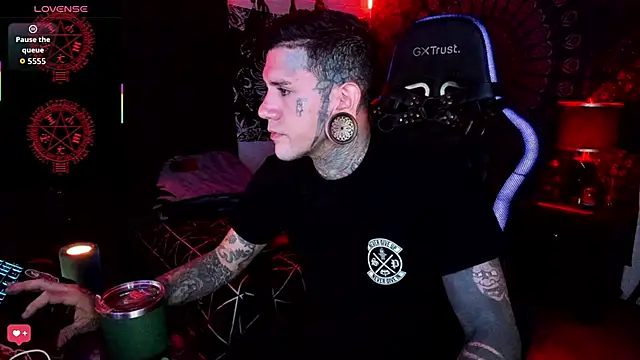 josh  ackerman online show from 09-24-25, 08:23