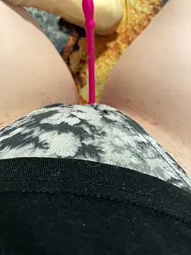 katcclovea online show from 02-19-25, 05:06