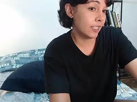 camii 7 online show from 02-25-25, 01:09