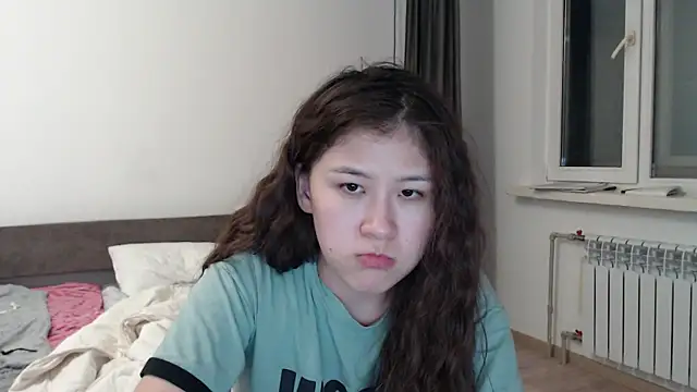 Snapshot of Riz_girl chatting on 09-12-25, 03:23 Riz girl online show from 09-12-25, 03:23