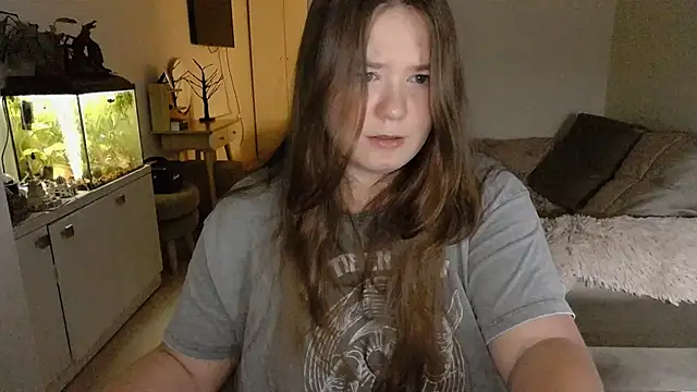 remirann  online show from 12-02-24, 04:42