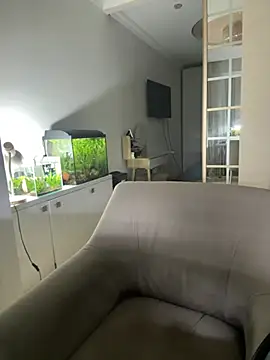 remirann  online show from 02-26-25, 05:28