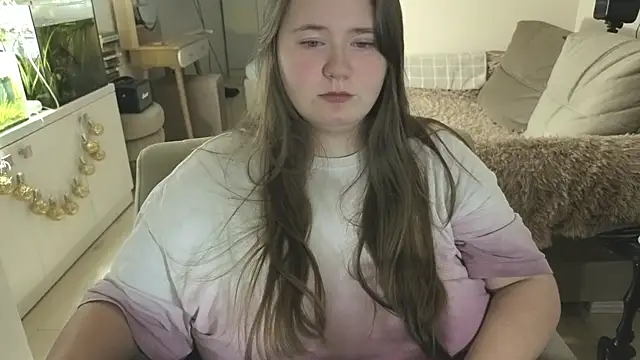 Snapshot of remirann_ chatting on 01-05-26, 07:39 remirann online show from 01-05-26, 07:39