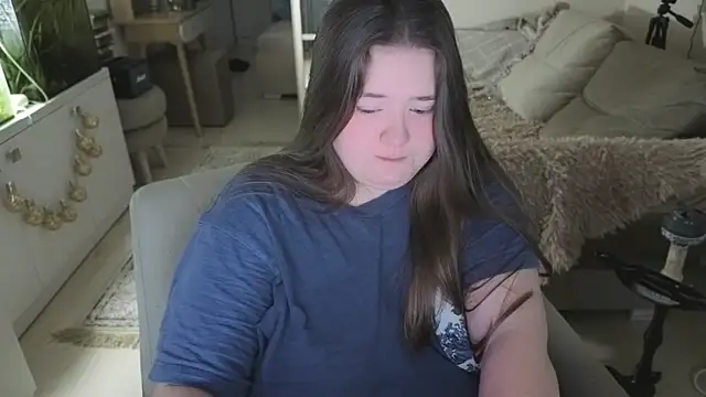 Snapshot of remirann_ chatting on 01-16-26, 07:18 remirann online show from 01-16-26, 07:18