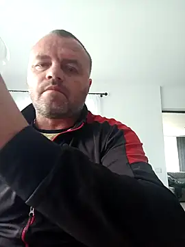 Adry1986 online show from 09-30-25, 10:42