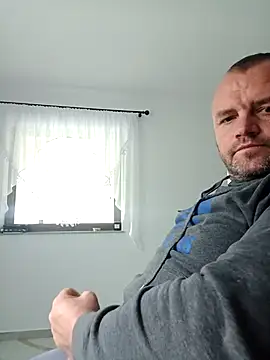 Adry1986 online show from 10-09-25, 08:45